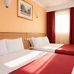 Hotel Grand Amelot Paris