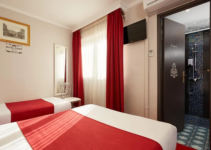 Hotel Grand Amelot 3*