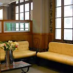 Grand Amelot Hotel