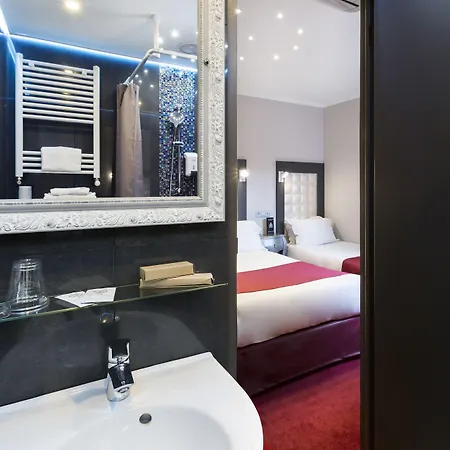 Grand Amelot Hotel