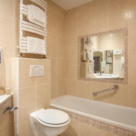 Grand Amelot فندق باريس