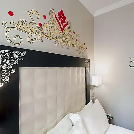 Hotell Grand Amelot Paris