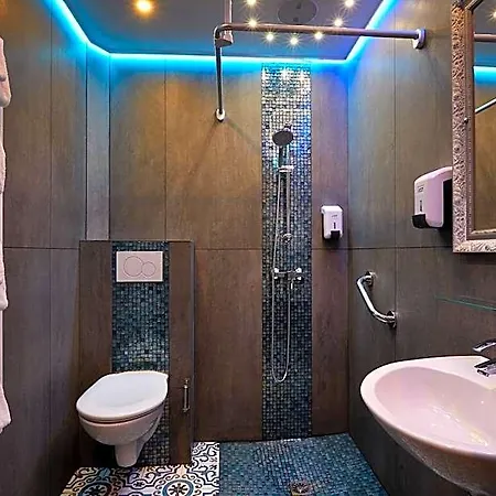 Grand Amelot Hotell