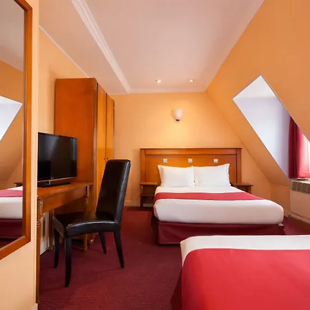 Hotel Grand Amelot 3*