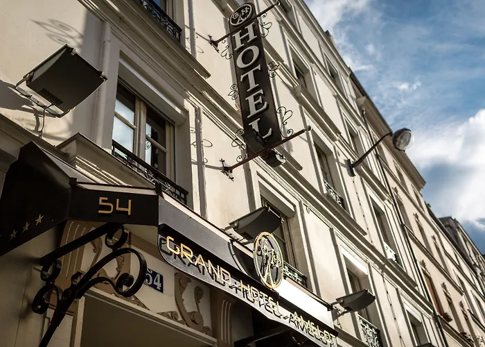 Grand Amelot Hotel 3*