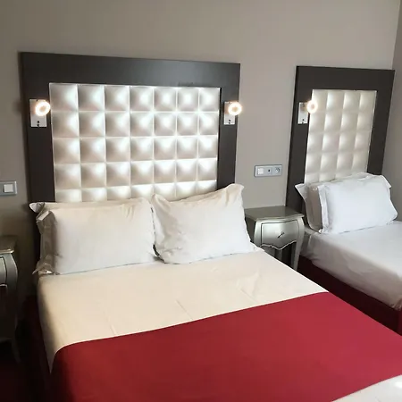 Grand Amelot Hotel 3*